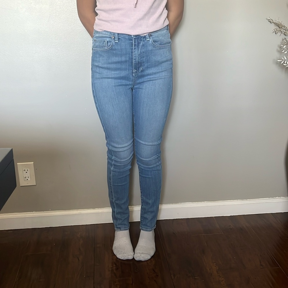 Fidelity size 28
